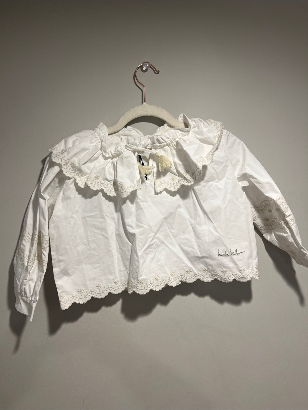 Nicole Miller White Ruffle Collar Blouse
